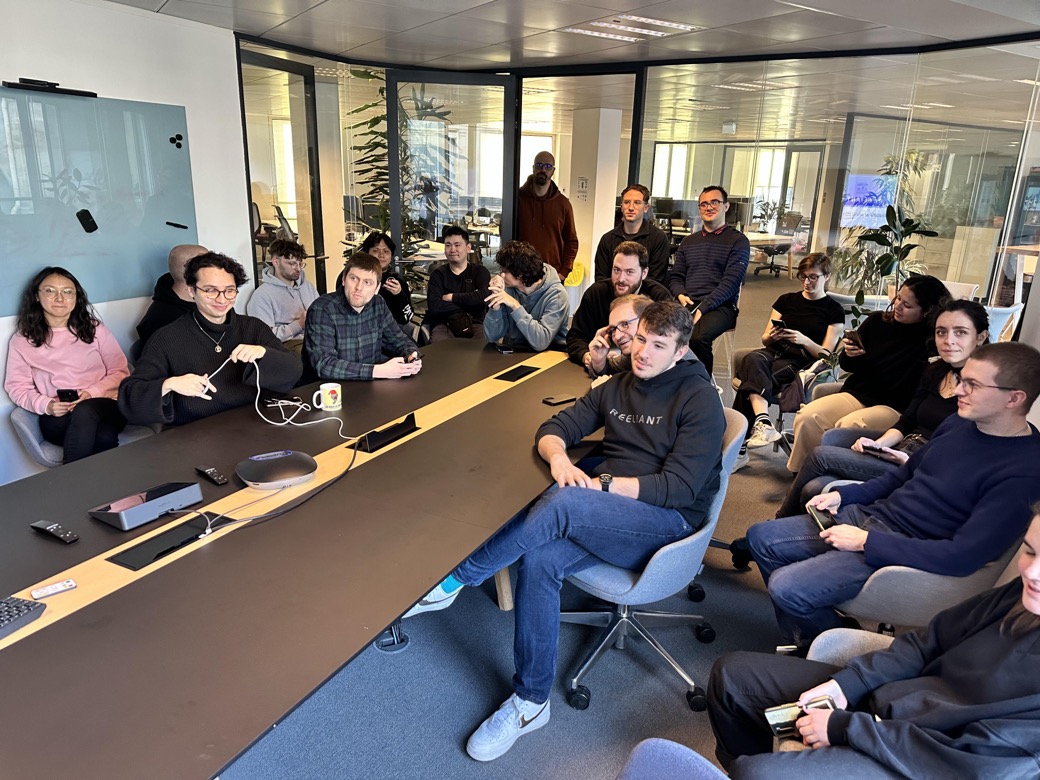 L'équipe Reeliant lors de la réunion mensuelle